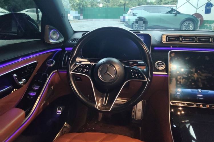 Used Mercedes-Benz Maybach S-Class 2022 S 480 4MATIC Intelligent Premium Special Edition Steering Wheel