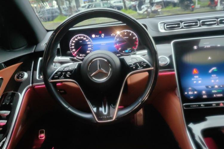 Used Mercedes-Benz Maybach S-Class 2022 S 480 4MATIC Intelligent Premium Special Edition Steering Wheel