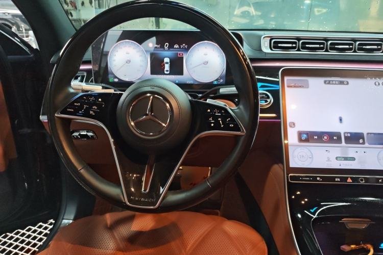Used Mercedes-Benz Maybach S-Class 2022 S 480 4MATIC Intelligent Premium Special Edition Steering Wheel