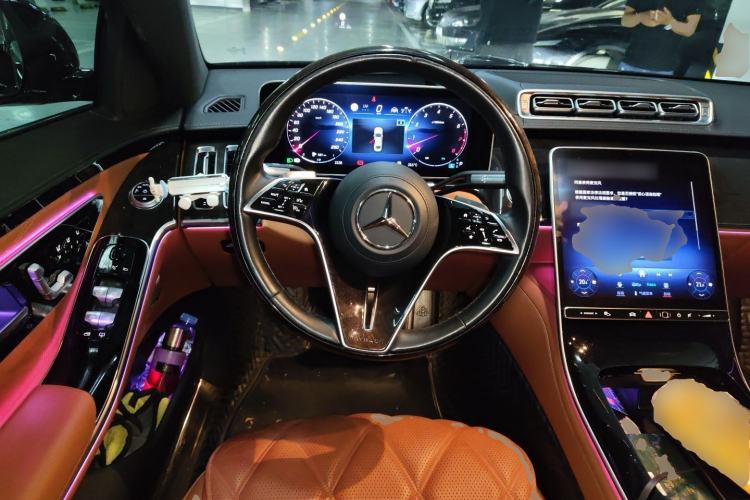 Used Mercedes-Benz Maybach S-Class 2022 S 480 4MATIC Intelligent Premium Special Edition Steering Wheel