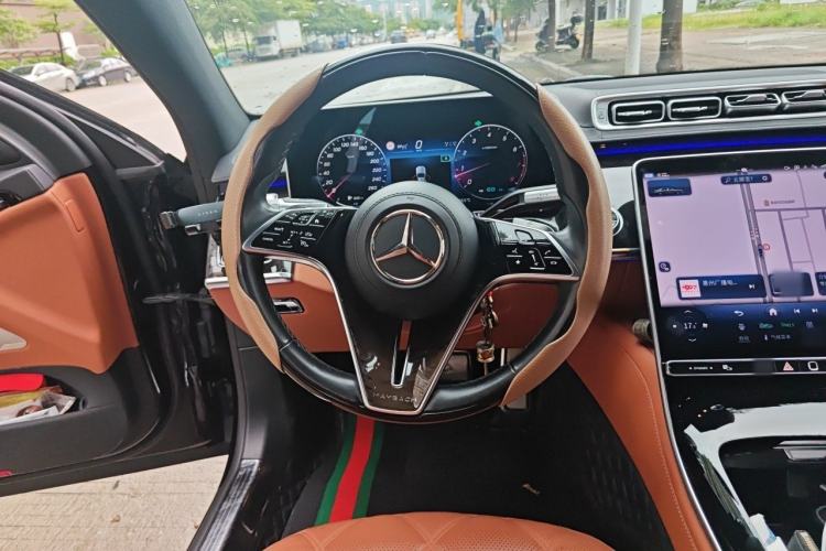 Used Mercedes-Benz Maybach S-Class 2022 S 480 4MATIC Intelligent Premium Special Edition Steering Wheel