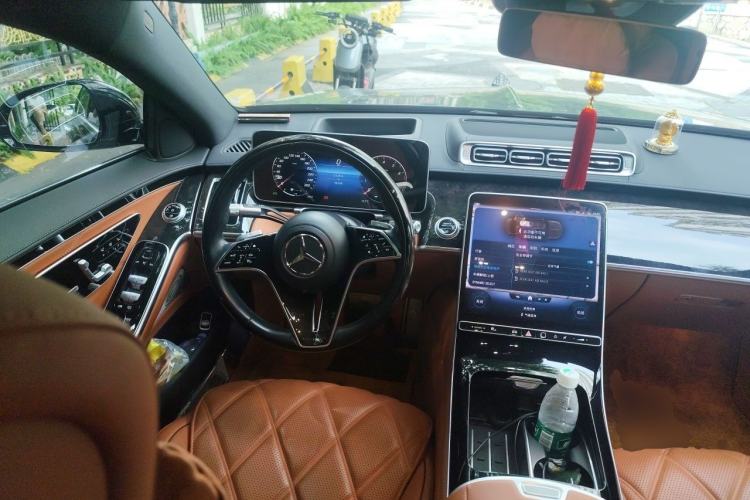 Used Mercedes-Benz Maybach S-Class 2022 S 480 4MATIC Intelligent Premium Special Edition Steering Wheel