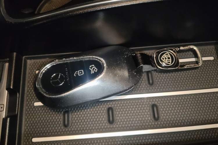 Used Mercedes-Benz Maybach S-Class 2022 S 480 4MATIC Intelligent Premium Special Edition Vehicle Key