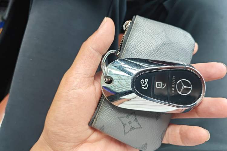 Used Mercedes-Benz Maybach S-Class 2022 S 480 4MATIC Intelligent Premium Special Edition Vehicle Key