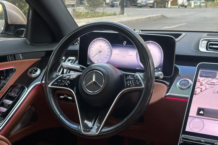 Used Mercedes-Benz Maybach S-Class 2022 S 480 4MATIC Intelligent Premium Special Edition Interior 3