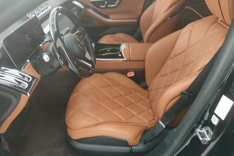 Used Mercedes-Benz Maybach S-Class 2022 S 480 4MATIC Intelligent Premium Special Edition Left Front Seat