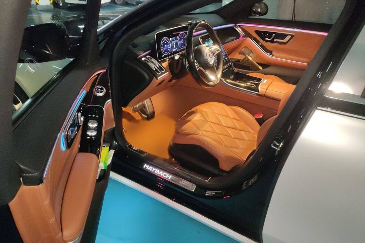 Used Mercedes-Benz Maybach S-Class 2022 S 480 4MATIC Intelligent Premium Special Edition Interior 3