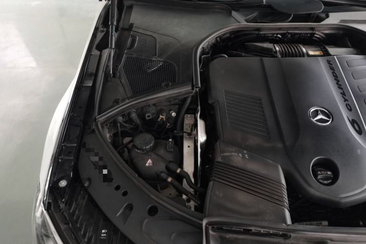 Used Mercedes-Benz Maybach S-Class 2022 S 480 4MATIC Intelligent Premium Special Edition Engine Bay Right