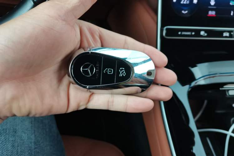 Used Mercedes-Benz Maybach S-Class 2022 S 480 4MATIC Intelligent Premium Special Edition Vehicle Key
