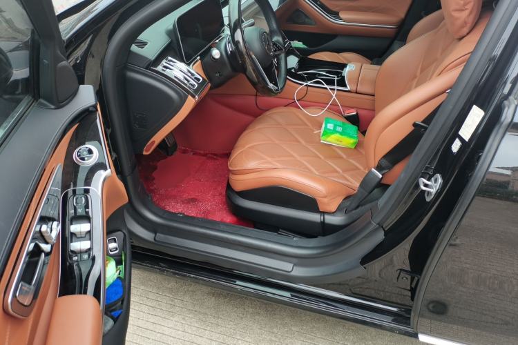 Used Mercedes-Benz Maybach S-Class 2023 S 480 4MATIC Driver Seat