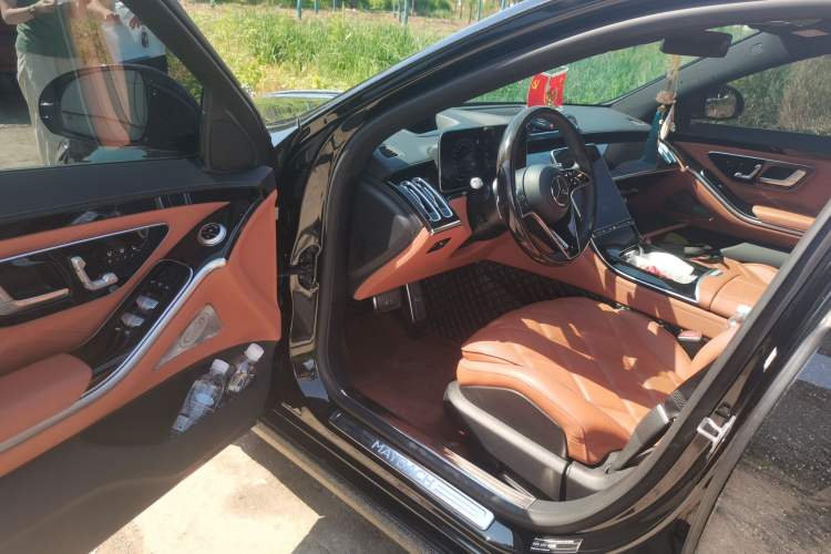 Used Mercedes-Benz Maybach S-Class 2023 S 480 4MATIC Driver Seat