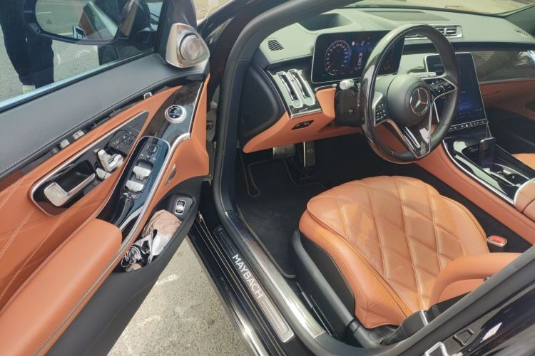 Used Mercedes-Benz Maybach S-Class 2023 S 480 4MATIC Driver Seat
