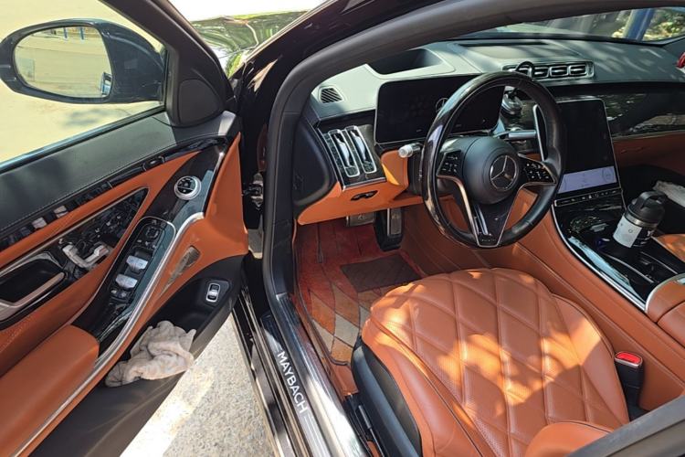 Used Mercedes-Benz Maybach S-Class 2023 S 480 4MATIC Driver Seat