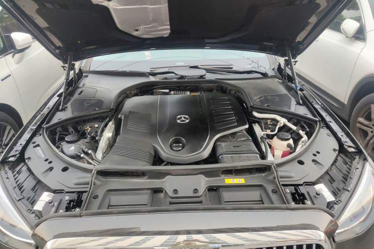 Used Mercedes-Benz Maybach S-Class 2023 S 480 4MATIC Engine Bay
