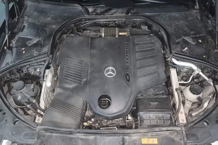 Used Mercedes-Benz Maybach S-Class 2023 S 480 4MATIC Engine Bay