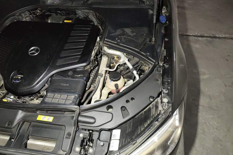 Used Mercedes-Benz Maybach S-Class 2023 S 480 4MATIC Engine Bay Left
