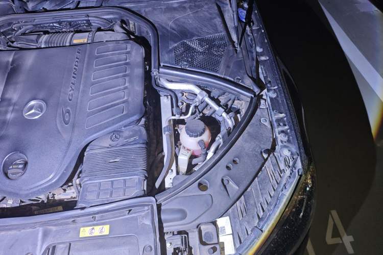 Used Mercedes-Benz Maybach S-Class 2023 S 480 4MATIC Engine Bay Left