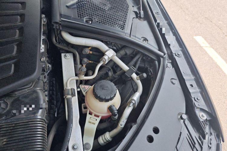 Used Mercedes-Benz Maybach S-Class 2023 S 480 4MATIC Engine Bay Left