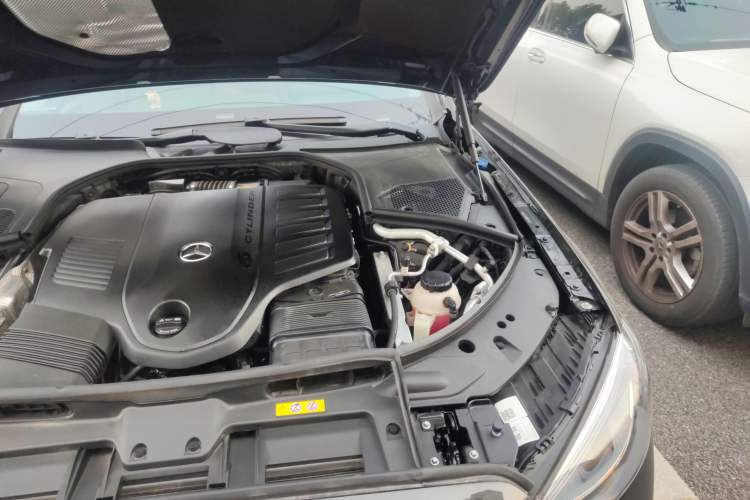Used Mercedes-Benz Maybach S-Class 2023 S 480 4MATIC Engine Bay Left