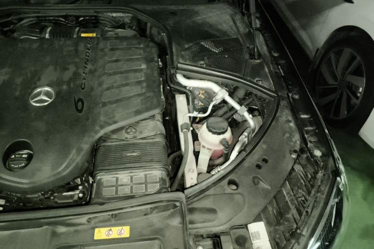 Used Mercedes-Benz Maybach S-Class 2023 S 480 4MATIC Engine Bay Left