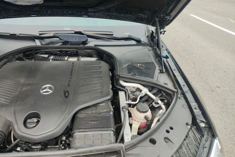 Used Mercedes-Benz Maybach S-Class 2023 S 480 4MATIC Engine Bay Left