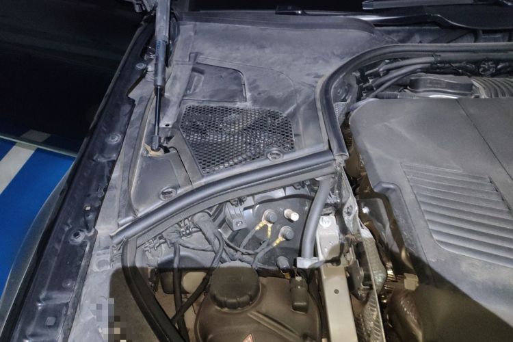 Used Mercedes-Benz Maybach S-Class 2023 S 480 4MATIC Engine Bay Right
