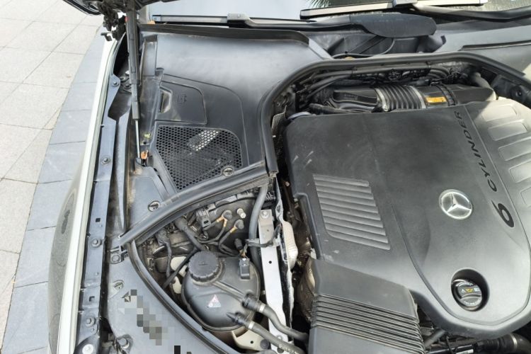 Used Mercedes-Benz Maybach S-Class 2023 S 480 4MATIC Engine Bay Right