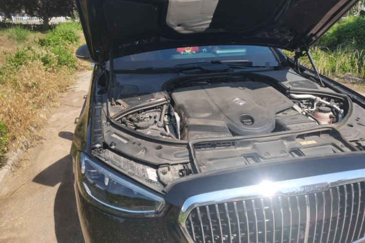 Used Mercedes-Benz Maybach S-Class 2023 S 480 4MATIC Engine Bay Right