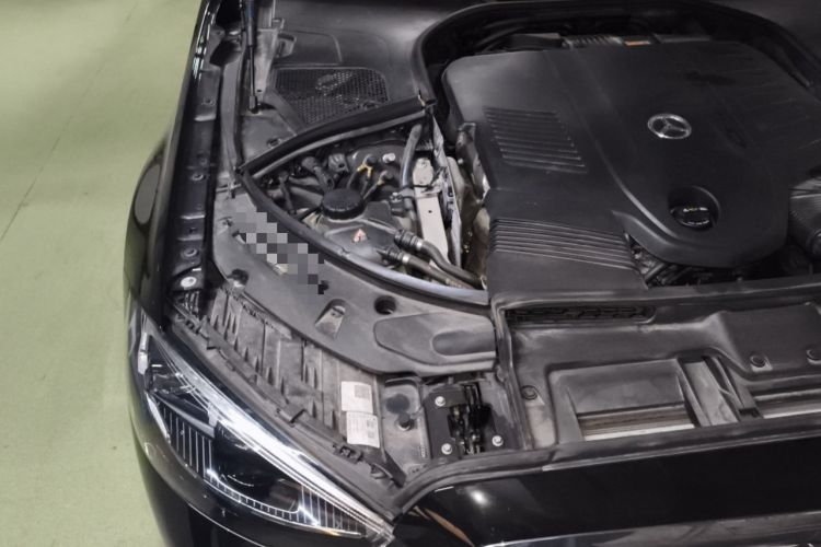 Used Mercedes-Benz Maybach S-Class 2023 S 480 4MATIC Engine Bay Right
