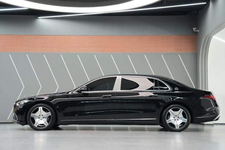 Used Mercedes-Benz Maybach S-Class 2023 S 480 4MATIC Exterior 3