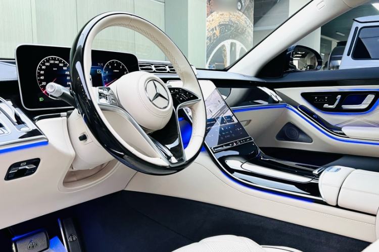Used Mercedes-Benz Maybach S-Class 2023 S 480 4MATIC Exterior 5