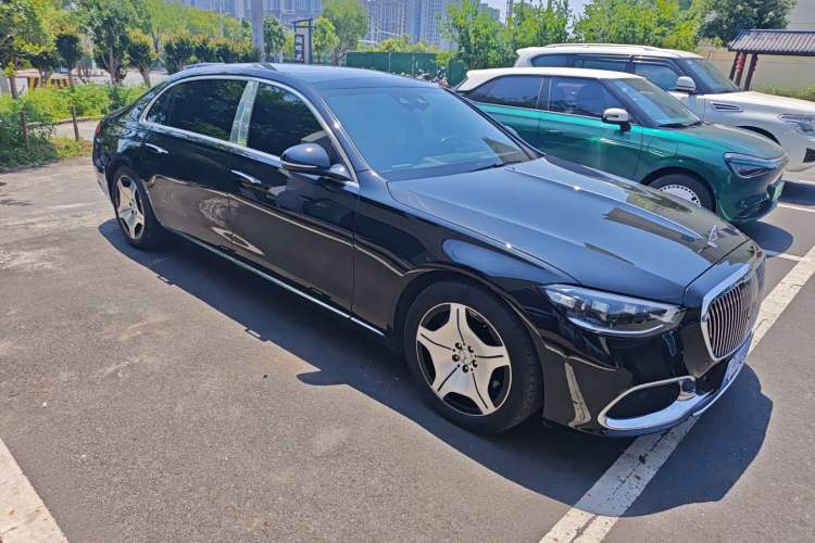 Used Mercedes-Benz Maybach S-Class 2023 S 480 4MATIC Exterior 6