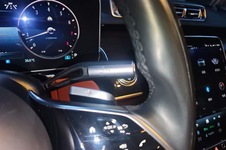 Used Mercedes-Benz Maybach S-Class 2023 S 480 4MATIC Gear Lever