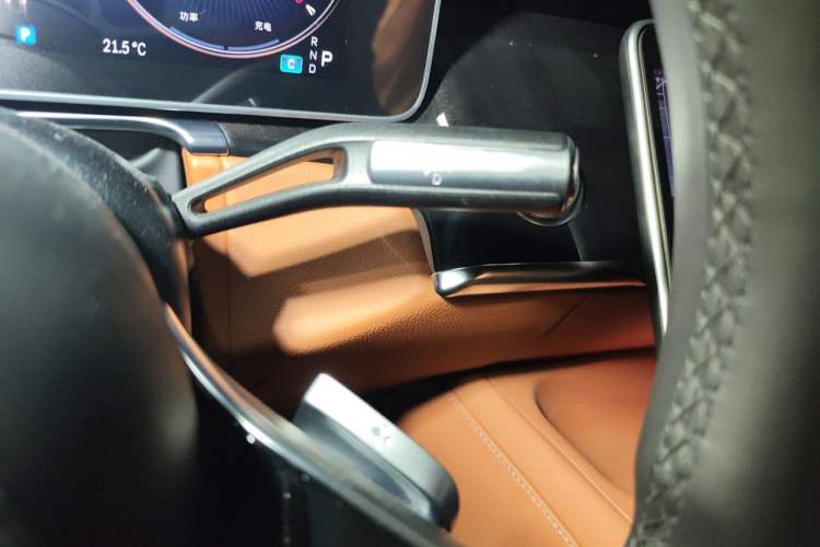 Used Mercedes-Benz Maybach S-Class 2023 S 480 4MATIC Gear Lever