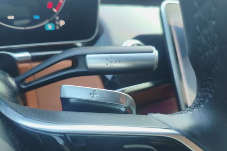 Used Mercedes-Benz Maybach S-Class 2023 S 480 4MATIC Gear Lever