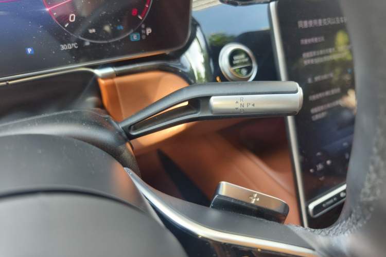 Used Mercedes-Benz Maybach S-Class 2023 S 480 4MATIC Gear Lever