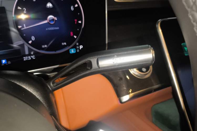 Used Mercedes-Benz Maybach S-Class 2023 S 480 4MATIC Gear Lever