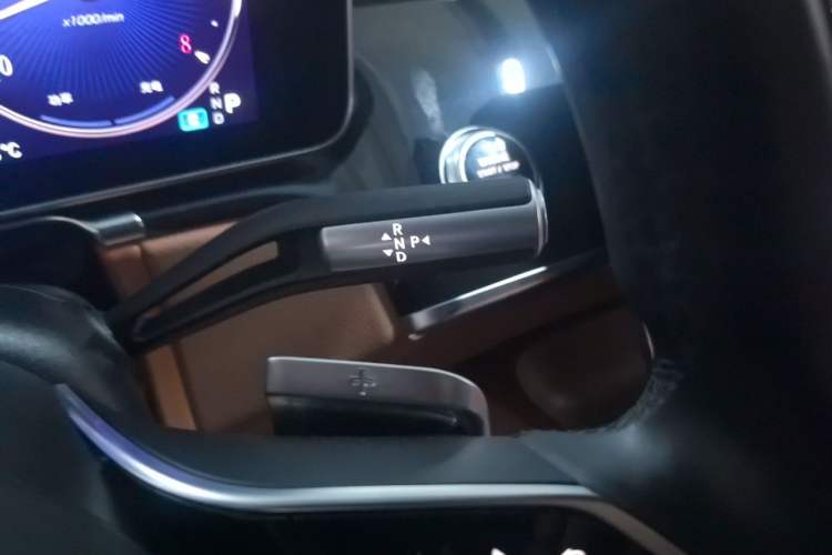 Used Mercedes-Benz Maybach S-Class 2023 S 480 4MATIC Gear Lever
