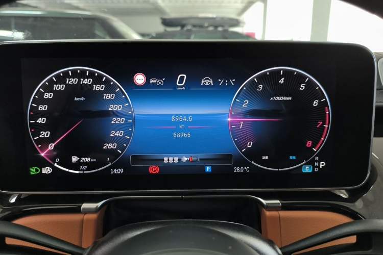 Used Mercedes-Benz Maybach S-Class 2023 S 480 4MATIC Instrument Cluster