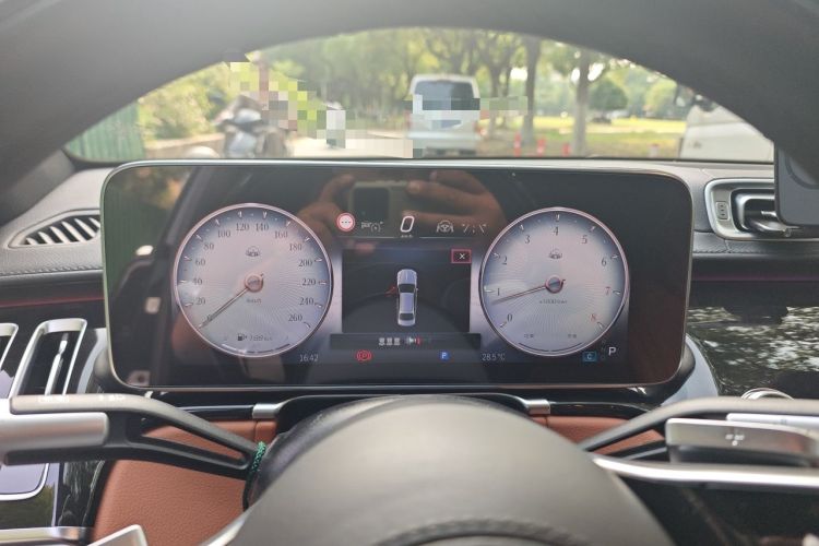 Used Mercedes-Benz Maybach S-Class 2023 S 480 4MATIC Instrument Cluster