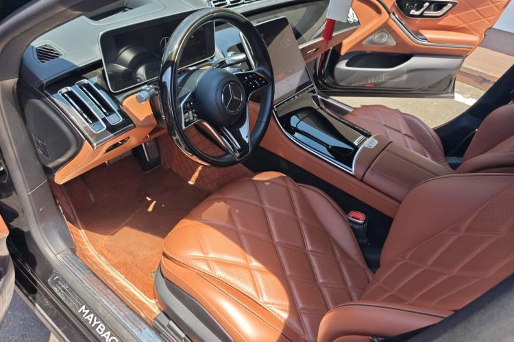 Used Mercedes-Benz Maybach S-Class 2023 S 480 4MATIC Interior 1