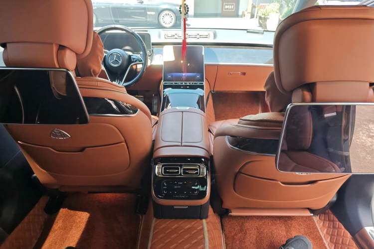 Used Mercedes-Benz Maybach S-Class 2023 S 480 4MATIC Interior 3