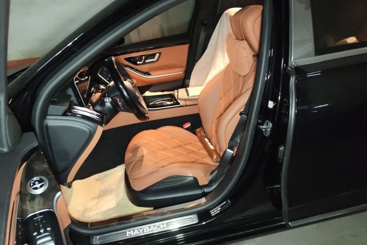 Used Mercedes-Benz Maybach S-Class 2023 S 480 4MATIC Left Front Seat