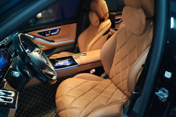 Used Mercedes-Benz Maybach S-Class 2023 S 480 4MATIC Left Front Seat