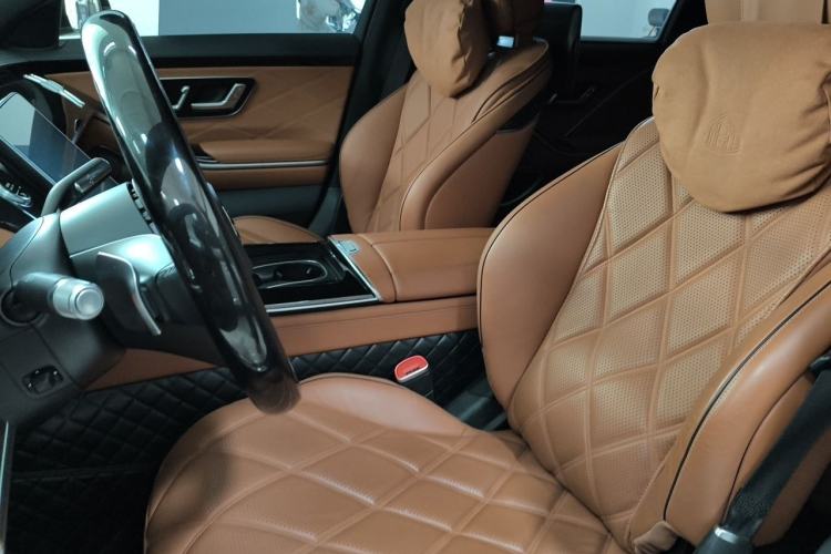 Used Mercedes-Benz Maybach S-Class 2023 S 480 4MATIC Left Front Seat