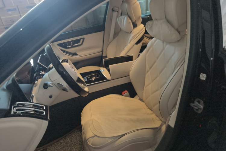 Used Mercedes-Benz Maybach S-Class 2023 S 480 4MATIC Left Front Seat
