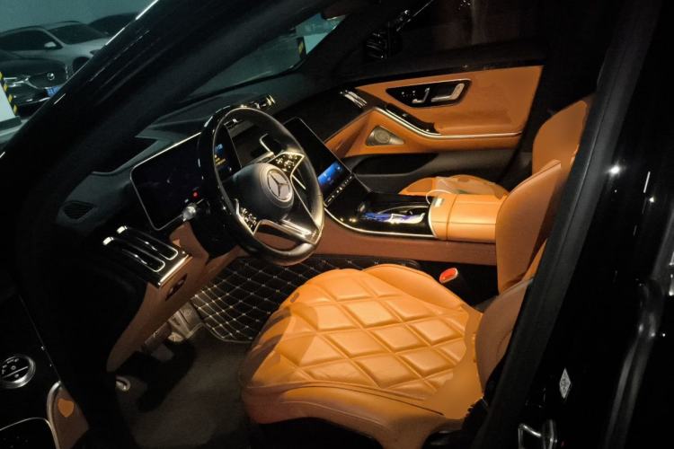 Used Mercedes-Benz Maybach S-Class 2023 S 480 4MATIC Left Front Seat