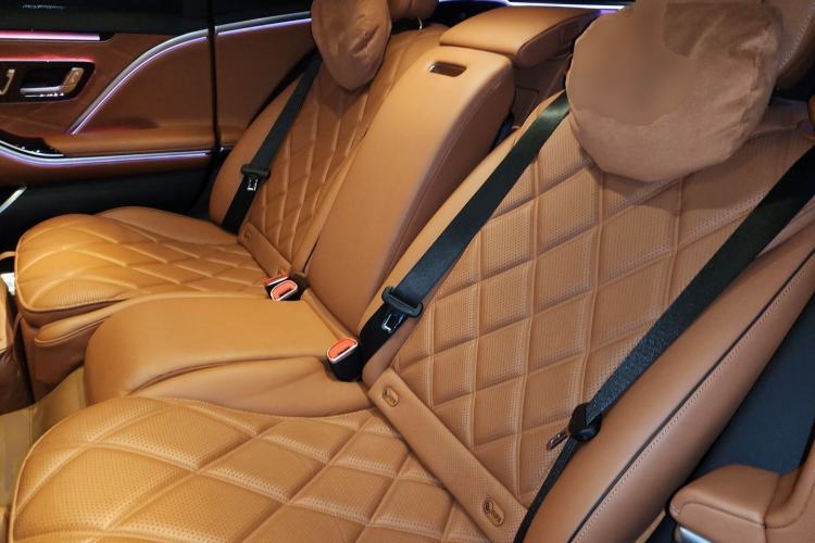 Used Mercedes-Benz Maybach S-Class 2023 S 480 4MATIC Left Rear Seat