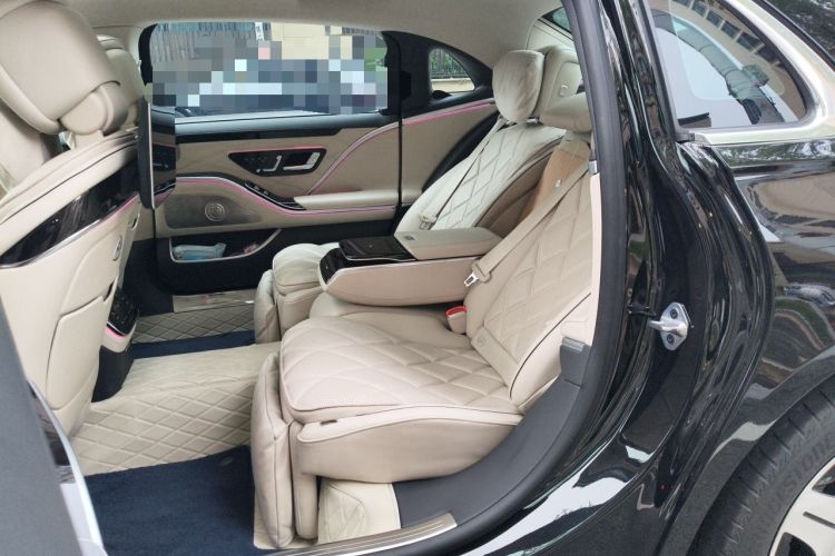 Used Mercedes-Benz Maybach S-Class 2023 S 480 4MATIC Left Rear Seat