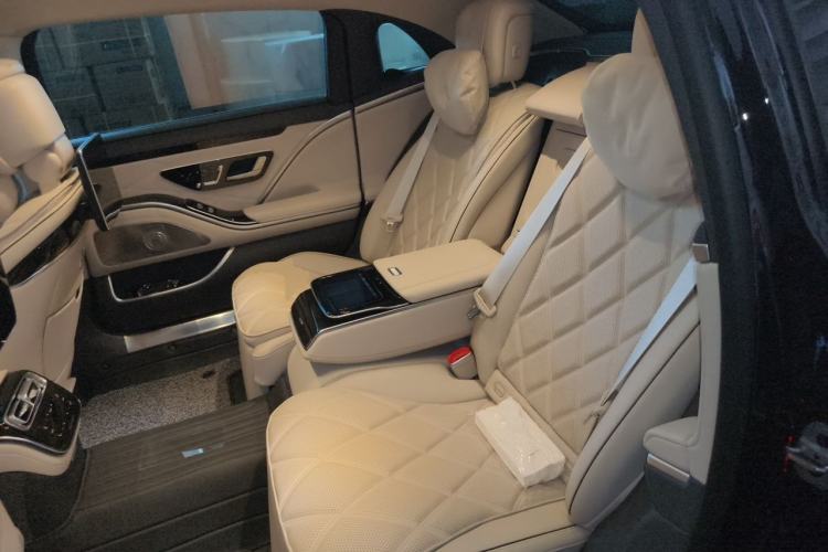 Used Mercedes-Benz Maybach S-Class 2023 S 480 4MATIC Left Rear Seat